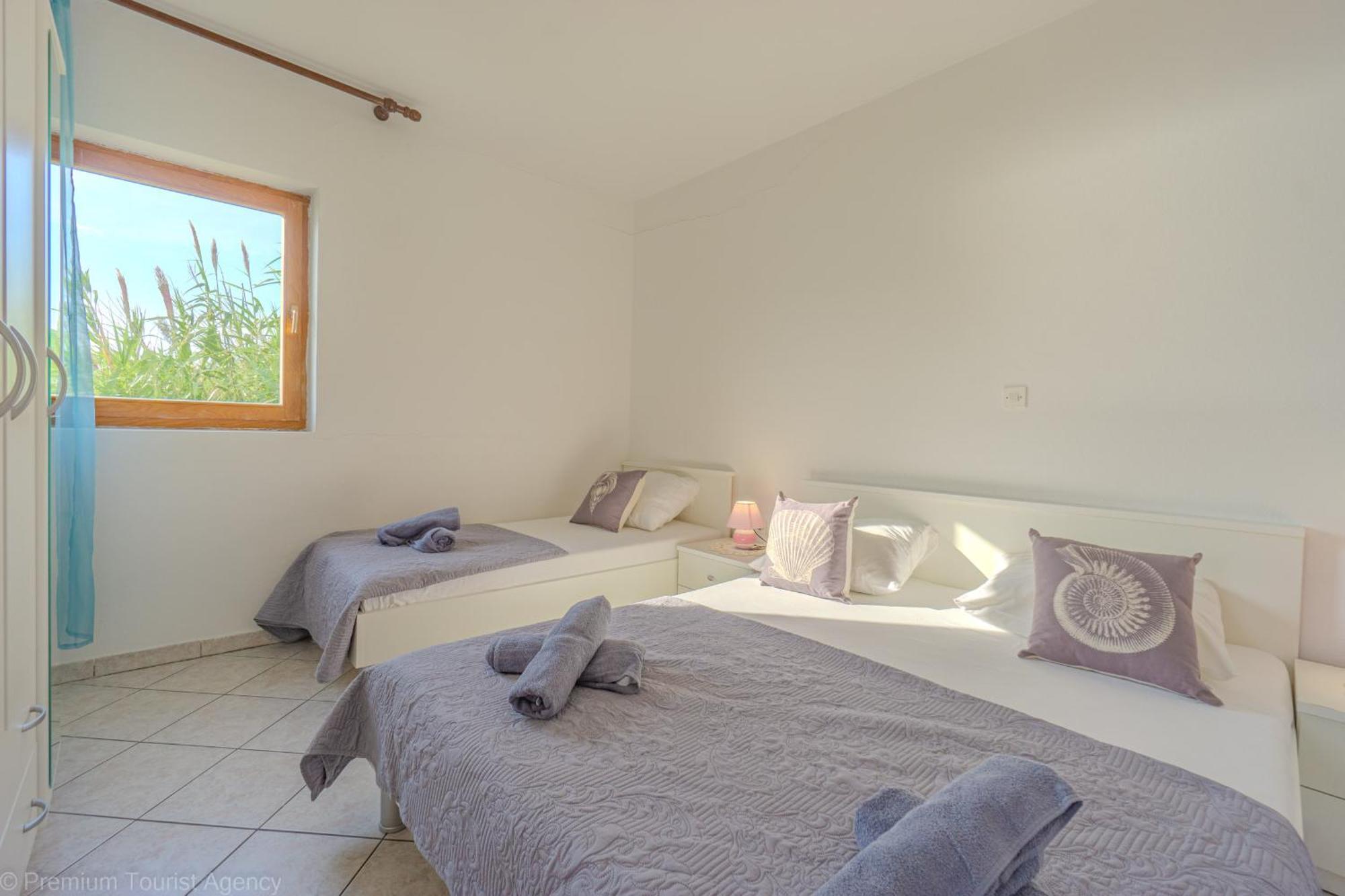 Bepic Quiet Location On A Beautiful Bay Apartment Metajna Exterior photo
